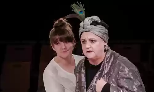 Väter und Söhne Brian Friel nach Iwan Turgenjew